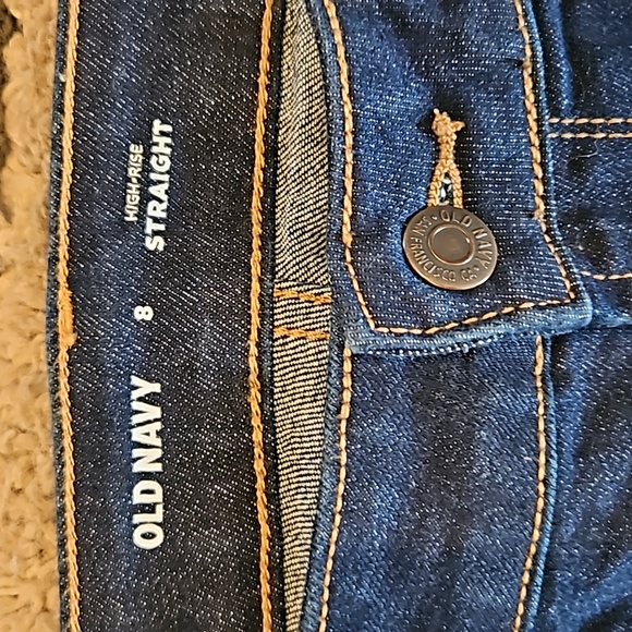 NWOT Old Navy Woman's High-Rise Straight Dark Wash Denim Jeans. Sz: 8 - Picture 3 of 8